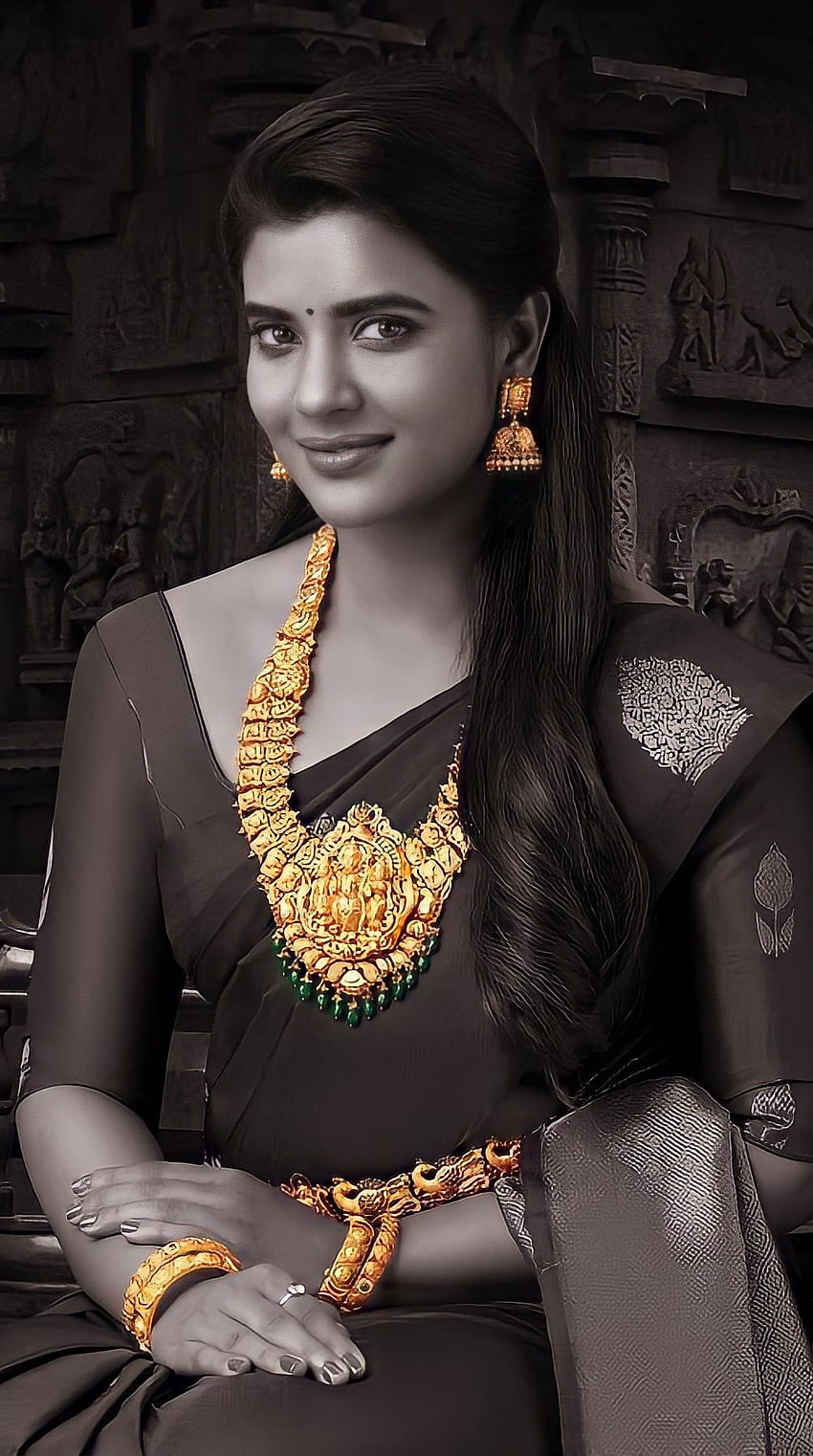 Aishwarya rajesh, tamil actress, saree beauty HD phone wallpaper