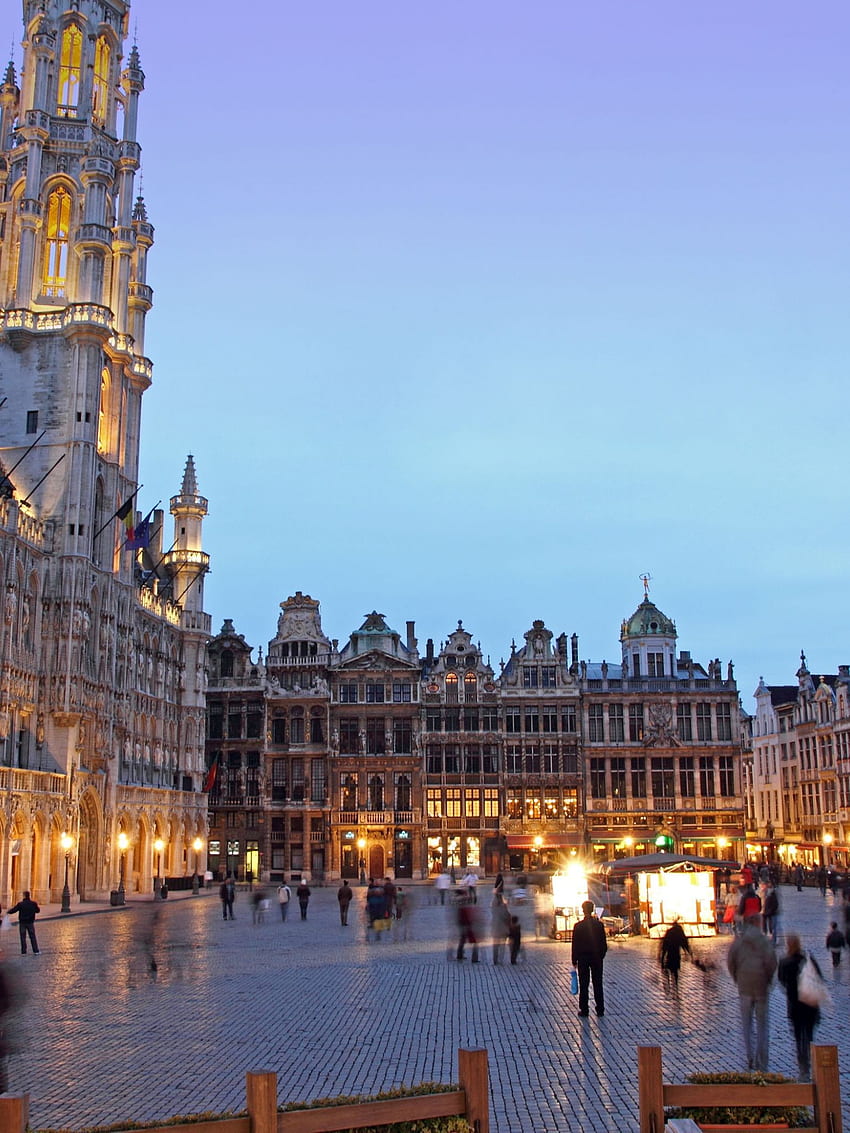 Grand Place Brussels Belgium Creditwiki [] for your , Mobile & Tablet. Explore Arte Belgium. Wolf Art , Artistic HD phone wallpaper