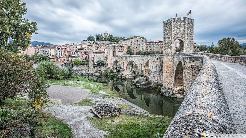 Besalú Medieval Village (Catalonia) ❤, Medievil HD wallpaper