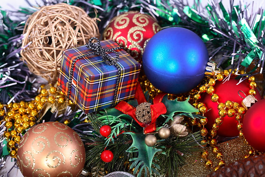 Decorazione natalizia, buon natale, graphy, palle, bellissimo, regalo, bello, felice anno nuovo, decorazione, vacanza, scatola, fresco, armonia Sfondo HD