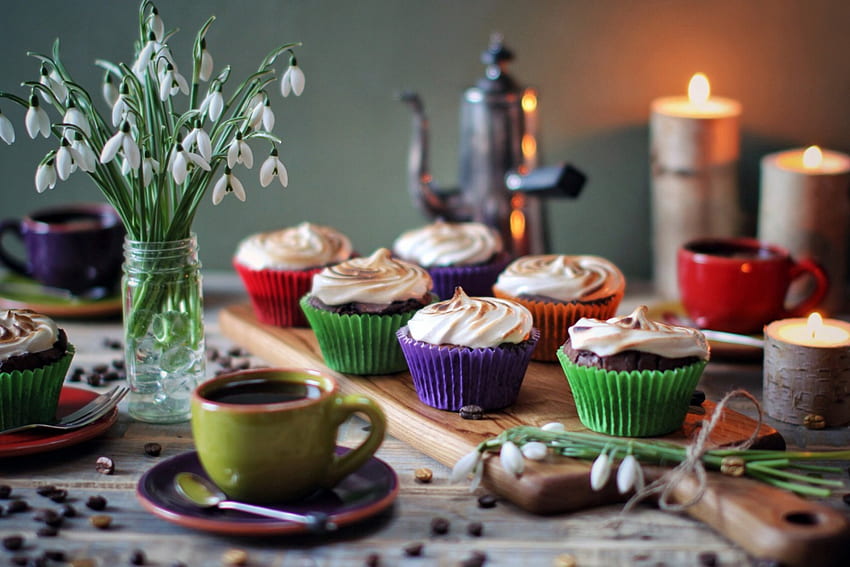 Z miłością, czas na kawę, cuo, kawa, świece, kwiaty, dla Ciebie ciasteczka Tapeta HD