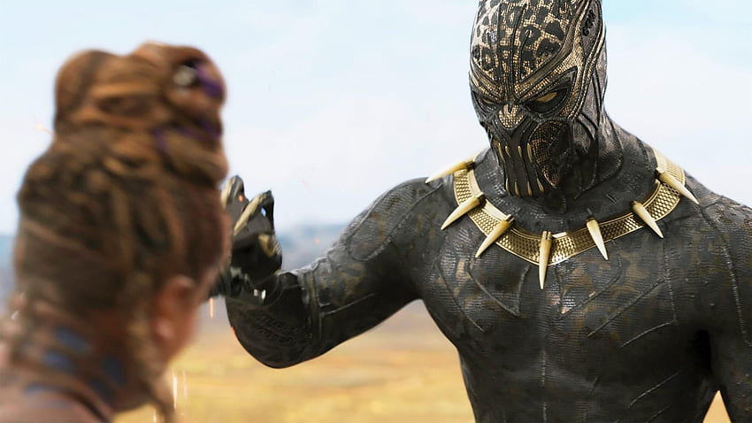 Un nouveau regard haute résolution sur le costume Golden Jaguar de Killmonger de Black Panther. Merveille De Panthère Noire, Panthère Noire, Art De La Panthère Noire Fond d'écran HD