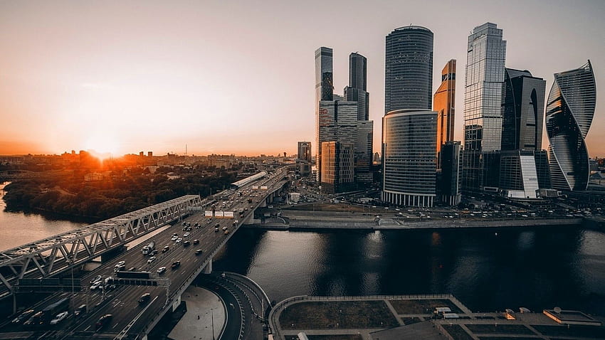 Московски комплексен небостъргач - Москва с висока резолюция HD тапет