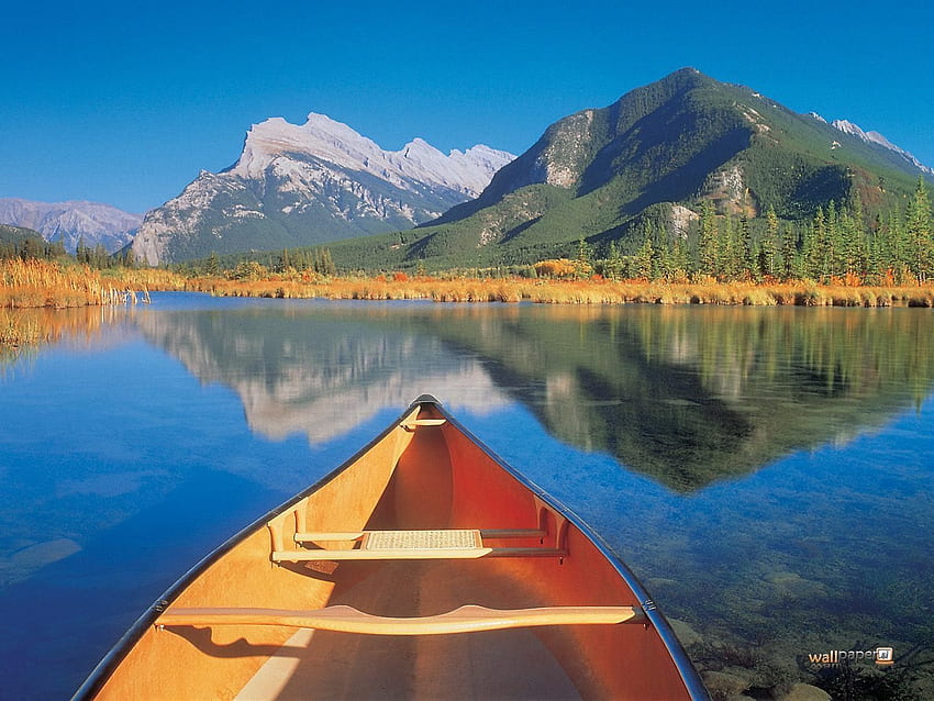 Canoe - Mount Rundle - & Background HD wallpaper