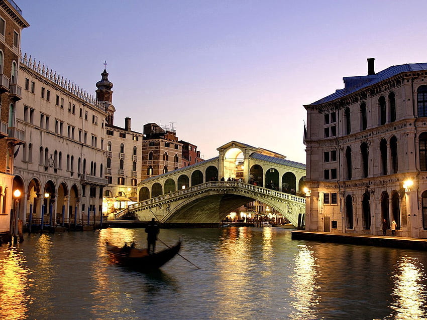 都市, 川, イタリア, ベニス, 建物, 橋, 夕方, ボート 高画質の壁紙