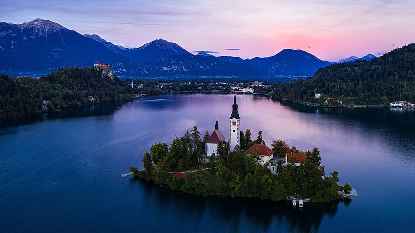 Lake In Slovenia Lake Bled In The Julian Alps With A Small Island In The Middle Of The Lake And Church On It For Your Computer, Slovenia HD wallpaper