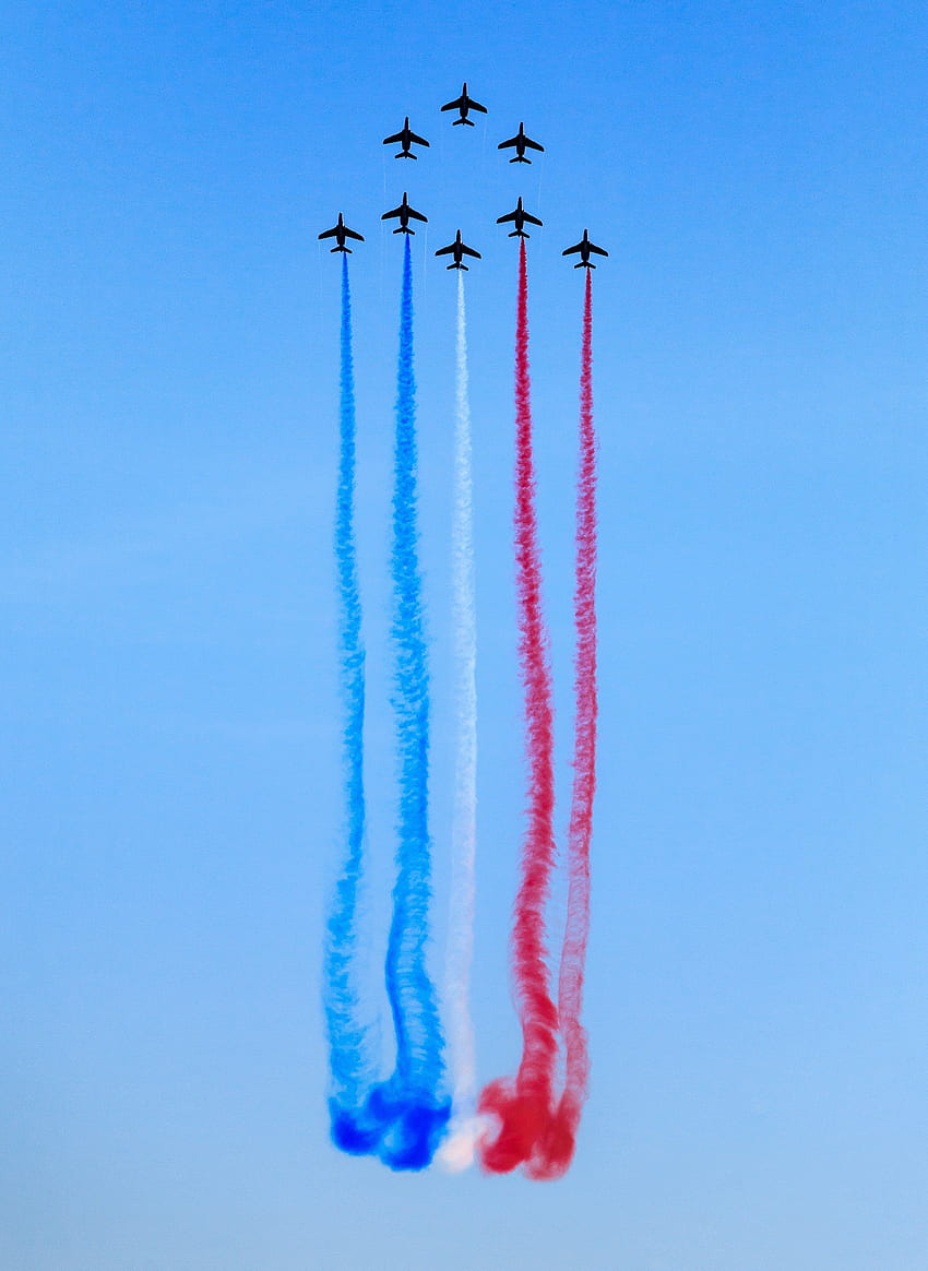 / fighter jets making red white and blue smoke in the air, _red white blue smoke HD phone wallpaper