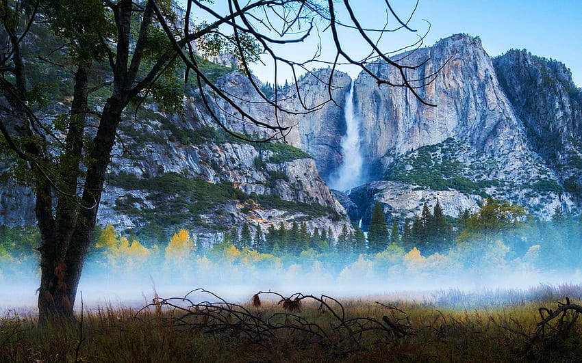 Smoky morning in the valley with Yosemite Falls on Saturday. Yosemite, California, usa, fog, autumn, landscape, trees, sky, mountains HD wallpaper