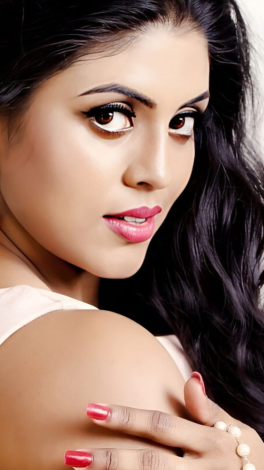 Ineya, malayalamische Schauspielerin HD-Handy-Hintergrundbild