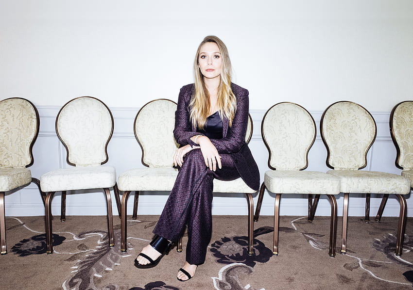 Confident, celebrity, sit, Elizabeth Olsen HD wallpaper