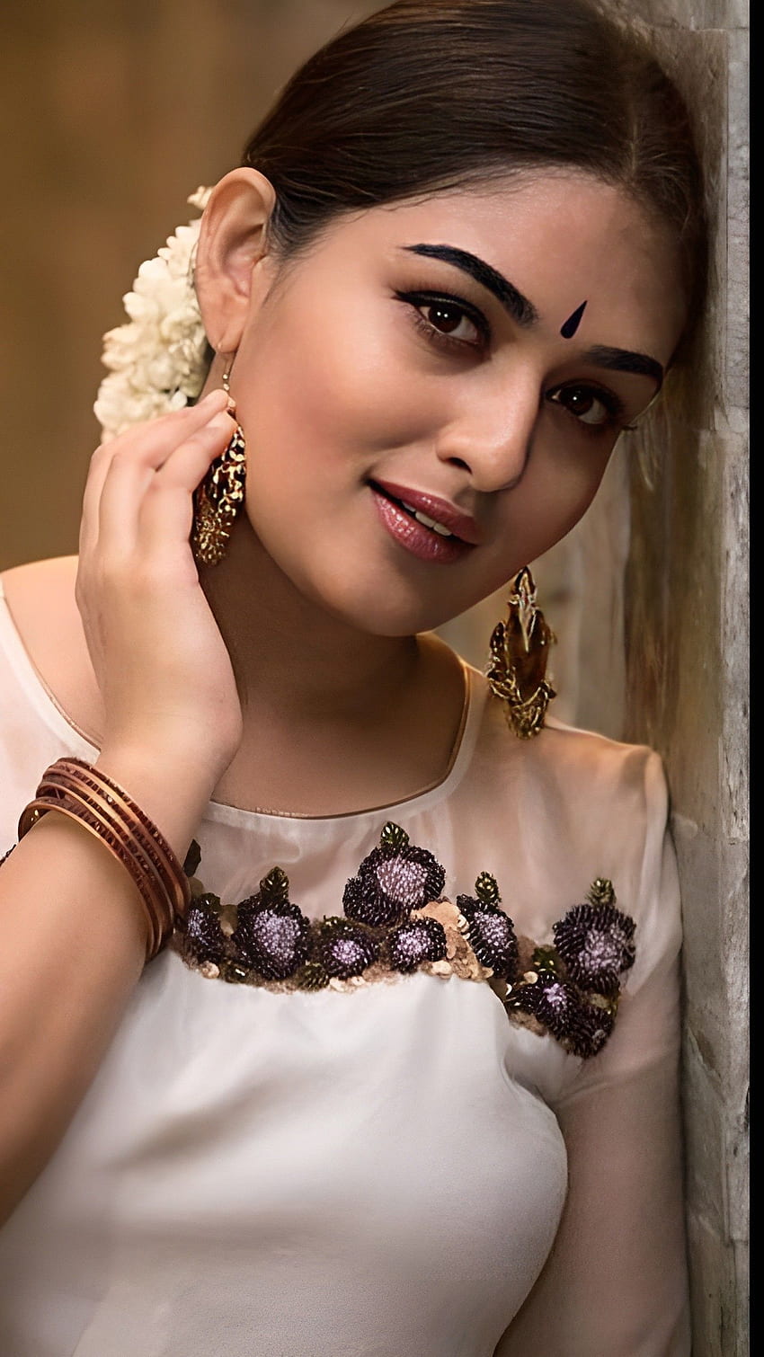 Prayaga Martin, malayalam actress HD phone wallpaper