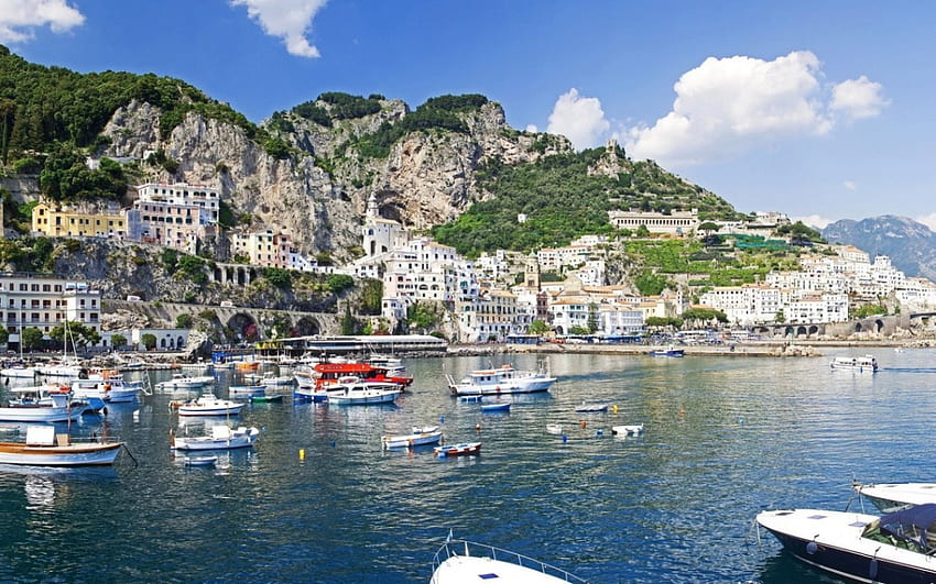 Positano-Italien, Boote, Orte, Erstaunlich, Meer, Architektur, Italien, Europa, Schön, Positano, Aussicht, Wolken, Himmel HD-Hintergrundbild