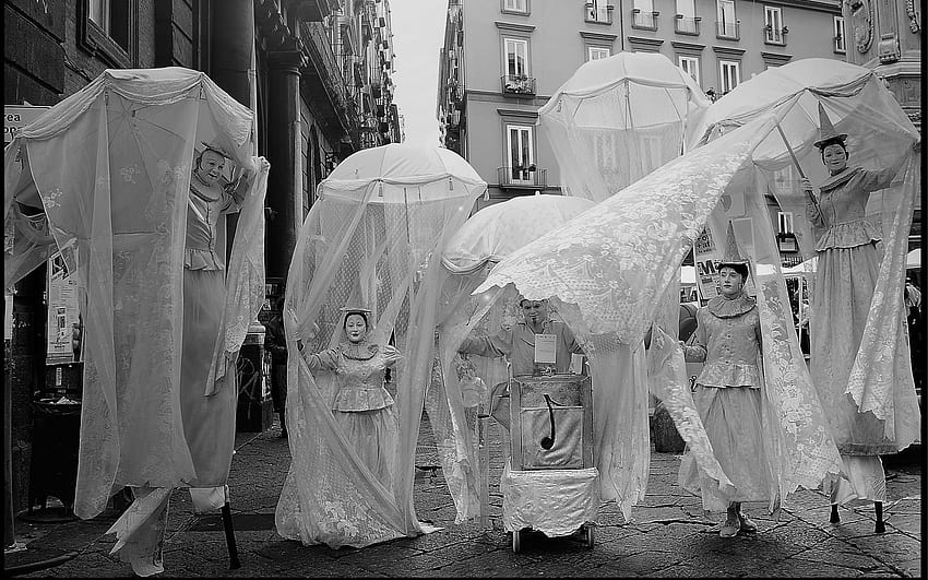 Le Maschere di Piazza del Prof Albano Ernesto, putih, hitam, festival, kostum, grafik, orang Wallpaper HD