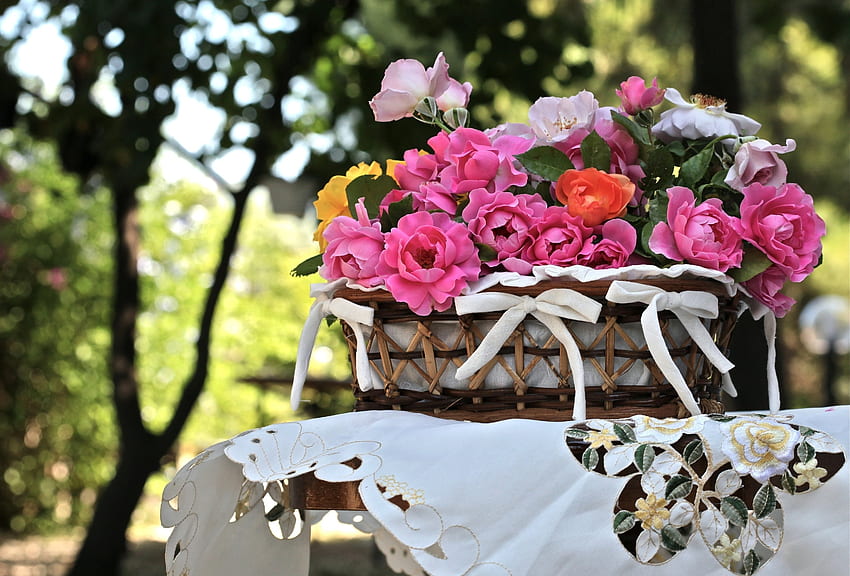 Flowers, Roses, Basket, Composition, Bows, Tablecloth HD wallpaper