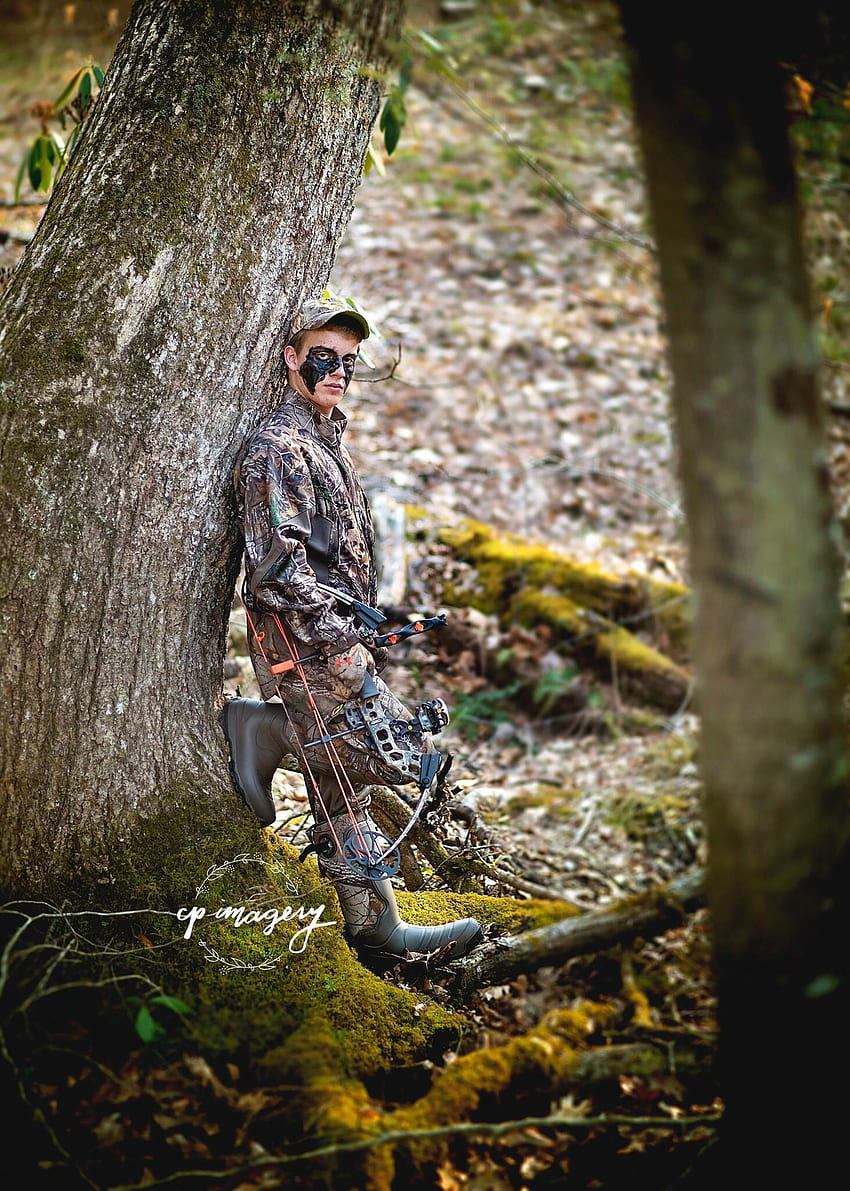 Country boy senior . Cpry. West Virginia. Hunting senior . Bow hunter HD phone wallpaper