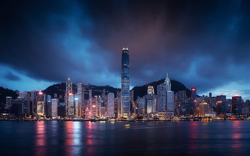 Hong Kong, Pusat Perdagangan Internasional, Central Plaza, malam, matahari terbenam, gedung pencakar langit, pemandangan kota Hong Kong, kaki langit Hong Kong Wallpaper HD