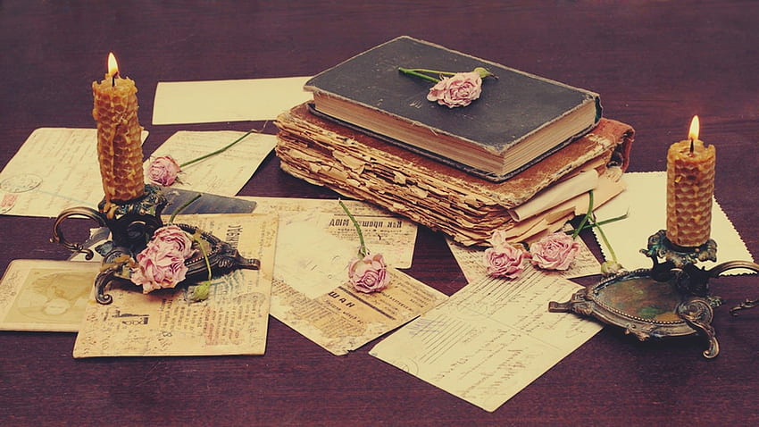 książki, świece, róża, papier, stół, vintage, stare / i mobilne tło Tapeta HD
