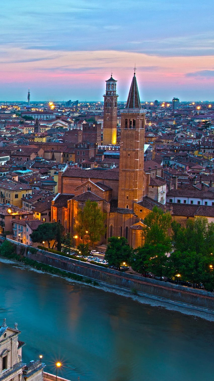 Italie, Borgo Trento Verona, canal d'eau, haut, Skyline Iphone 8 7 6s 6 pour fond de parallaxe Fond d'écran de téléphone HD