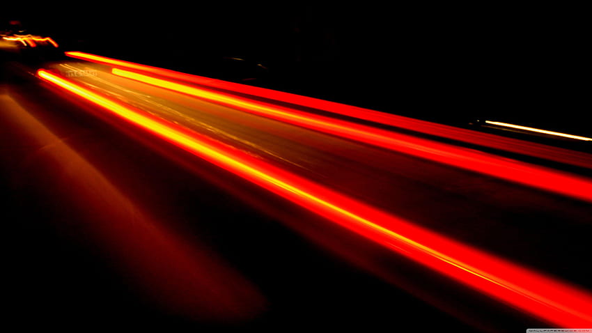 Автомобилни светлинни пътеки HD тапет