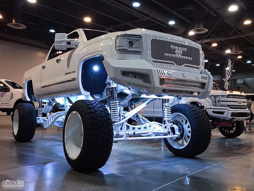 JC - Lifted and gifted, Diesel Truck HD wallpaper