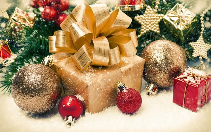 Happy Holidays!, golden, white, craciun, gift, green, ball, christmas, red, card, bow HD wallpaper