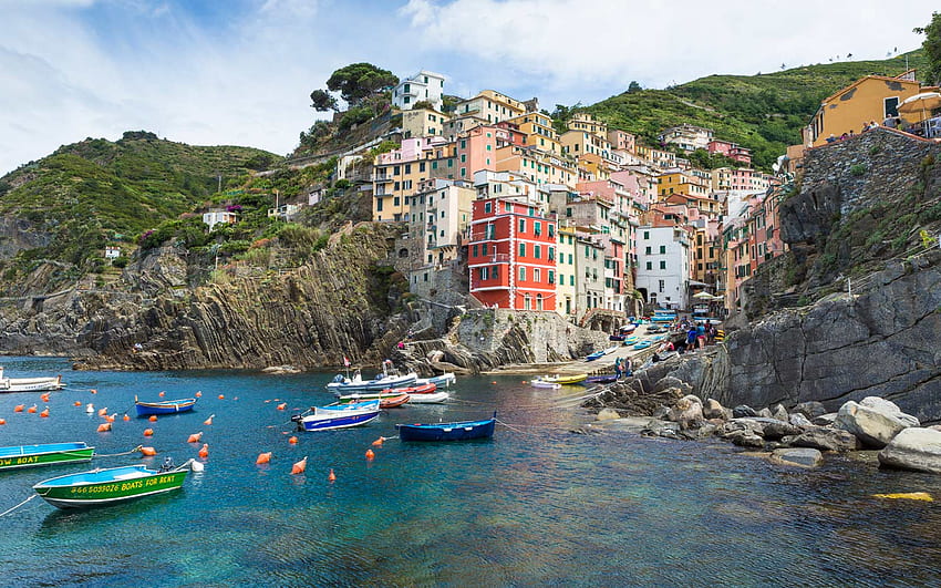 Riomaggiore (Cinque Terre, Liguria). y fondo de pantalla