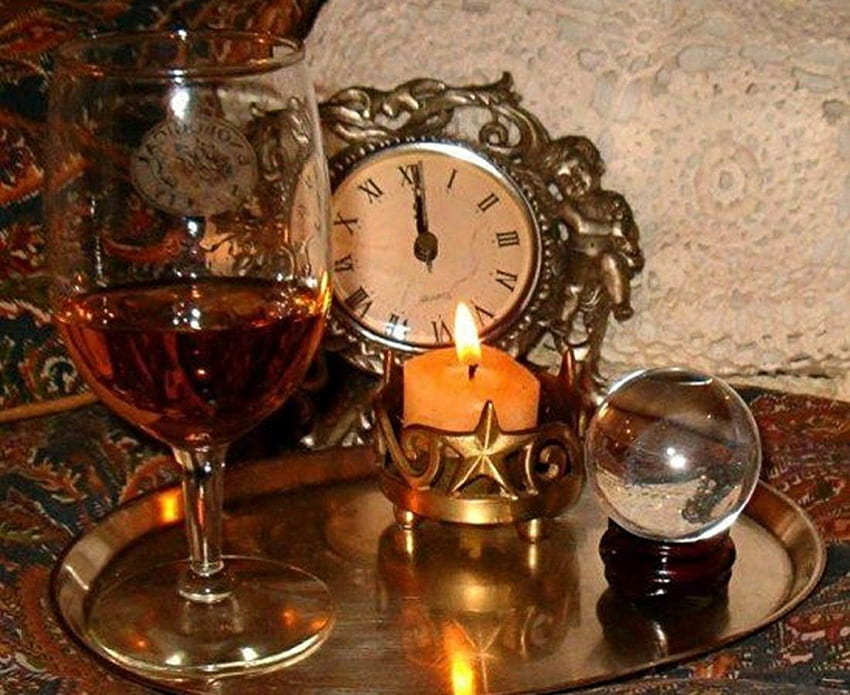 静物、皿、ろうそく、時計、カップ、ワイン 高画質の壁紙