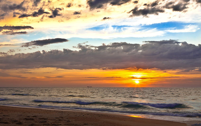 Pantai yang indah, biru, langit, alam, matahari terbenam, samudra Wallpaper HD