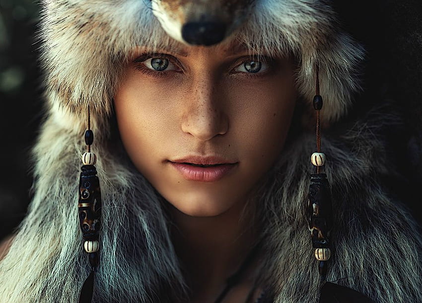 She-Wolf, fourrure, modèle, taches de rousseur, visage, alex noori, loup, chapeau, femme Fond d'écran HD