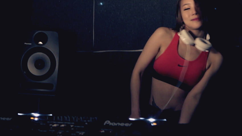 Dj Soda, DJ femenina fondo de pantalla