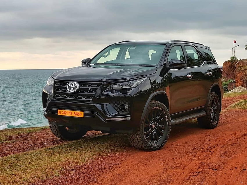 Toyota Fortuner Looks Gorgeous In All Black Exterior, Toyota Fortuner 2021 HD wallpaper
