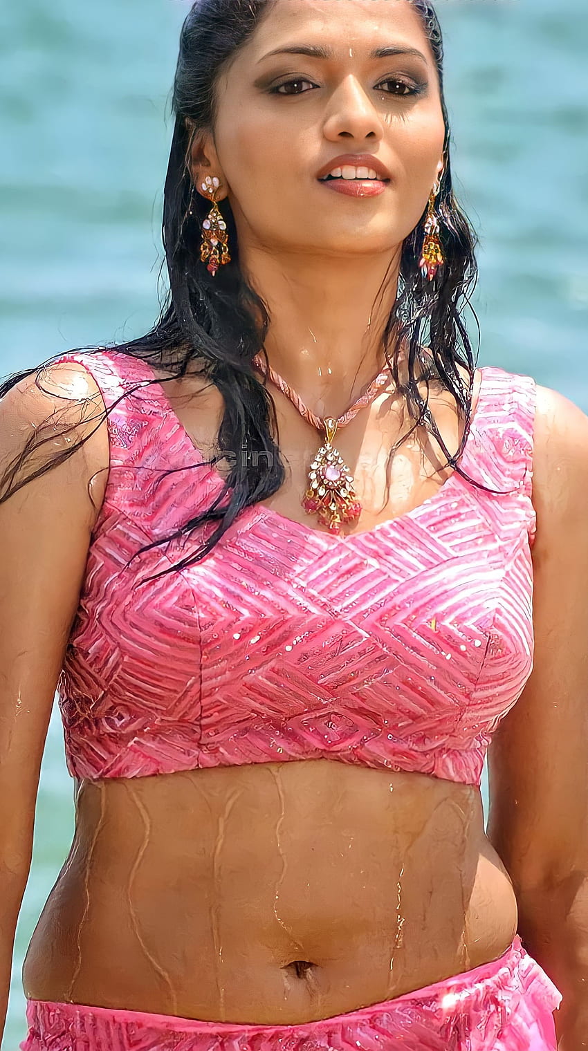 Sunaina, nombril, actrice tamoule, plage Fond d'écran de téléphone HD
