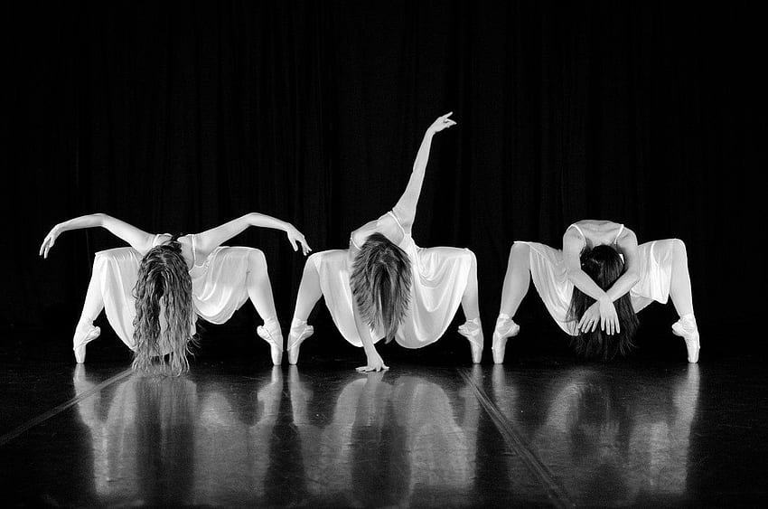 performance, white, black, dance, graphy, dancer, art, bw, ballet, wp, studio, choreography HD wallpaper