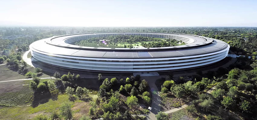 Bloomberg: Niezbędni pracownicy Apple Park wracają do pracy od 15 czerwca Tapeta HD