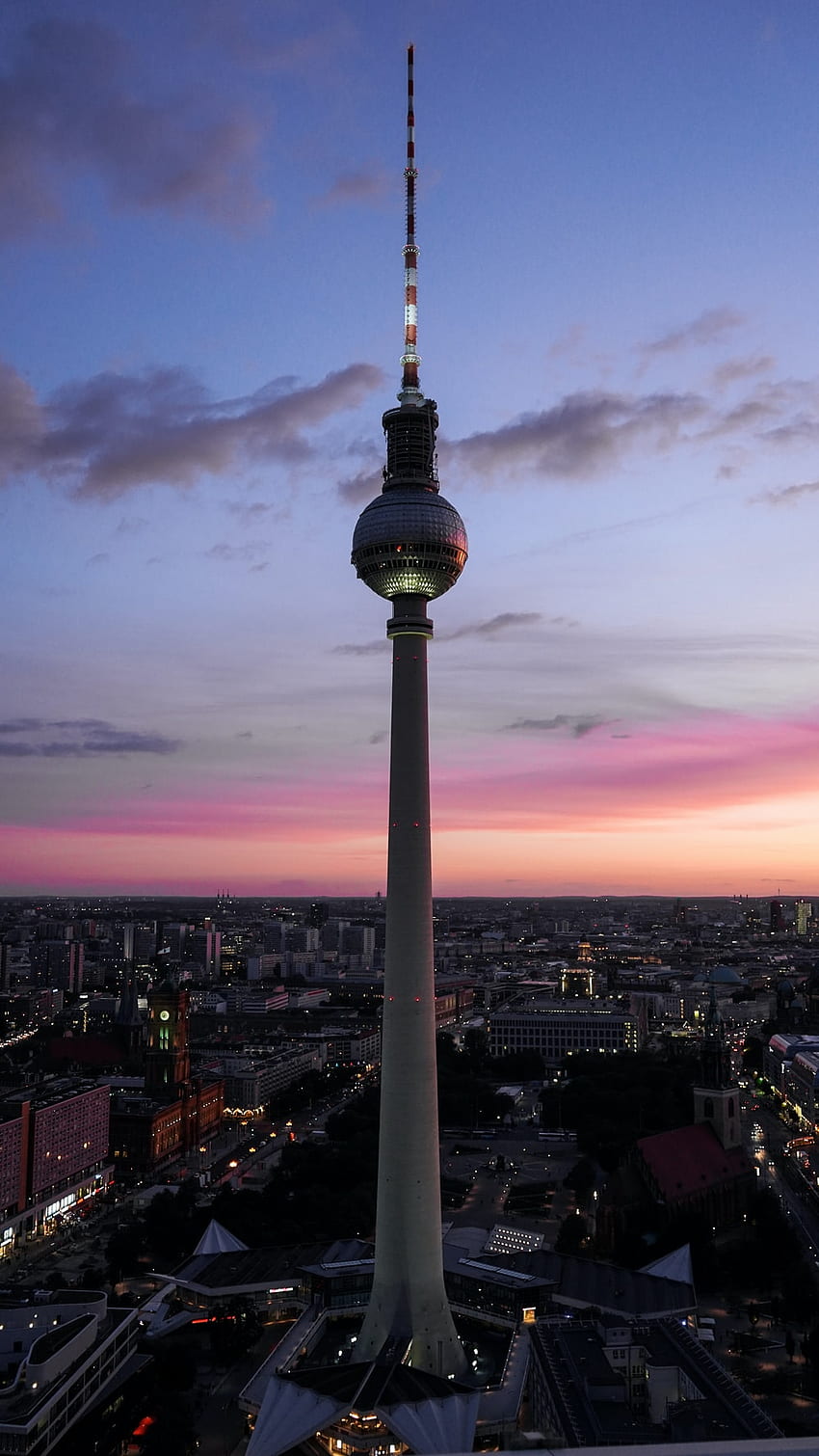 Torre della televisione di Berlino, Berlino Germania Sfondo del telefono HD