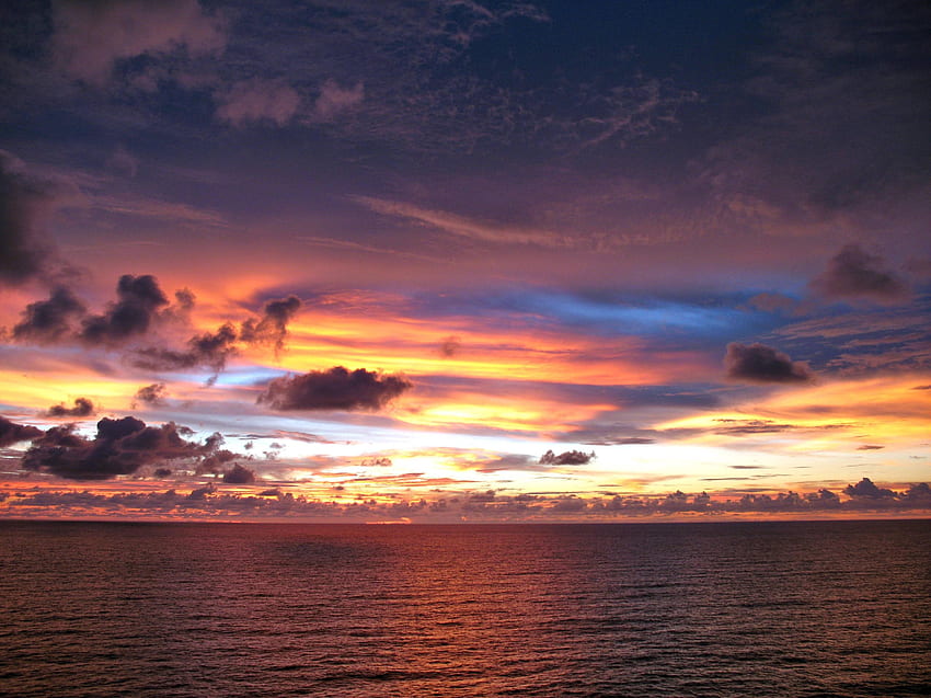 Amazing Sunset, blue, sea, colour, orange, yellow, clouds, sky, water, sun, evening HD wallpaper