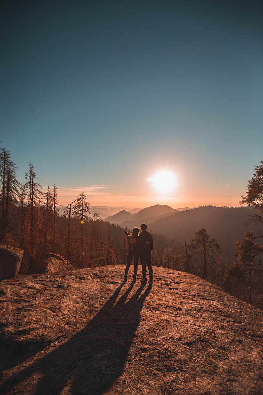 พระอาทิตย์ตก ภูเขา ความรัก สหรัฐอเมริกา คู่ คู่ การเดินทาง สหรัฐอเมริกา อุทยานแห่งชาติ เซควาญา วอลล์เปเปอร์โทรศัพท์ HD
