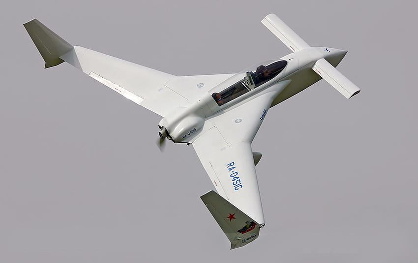 Rutan 61 Long EZ, odd aircraft, concepts, experimental aircraft, weird planes HD wallpaper