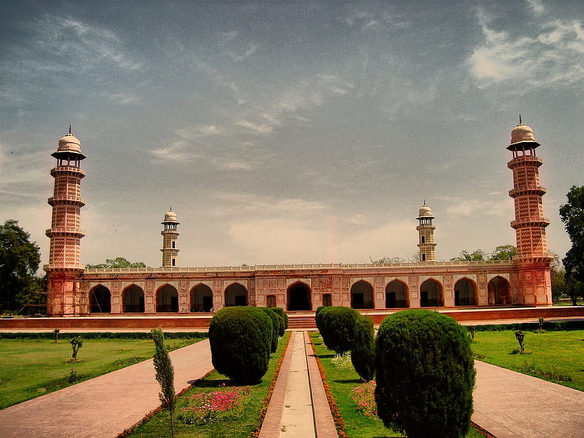 View World Beauty: Jahangir Tomb Lahore HD wallpaper