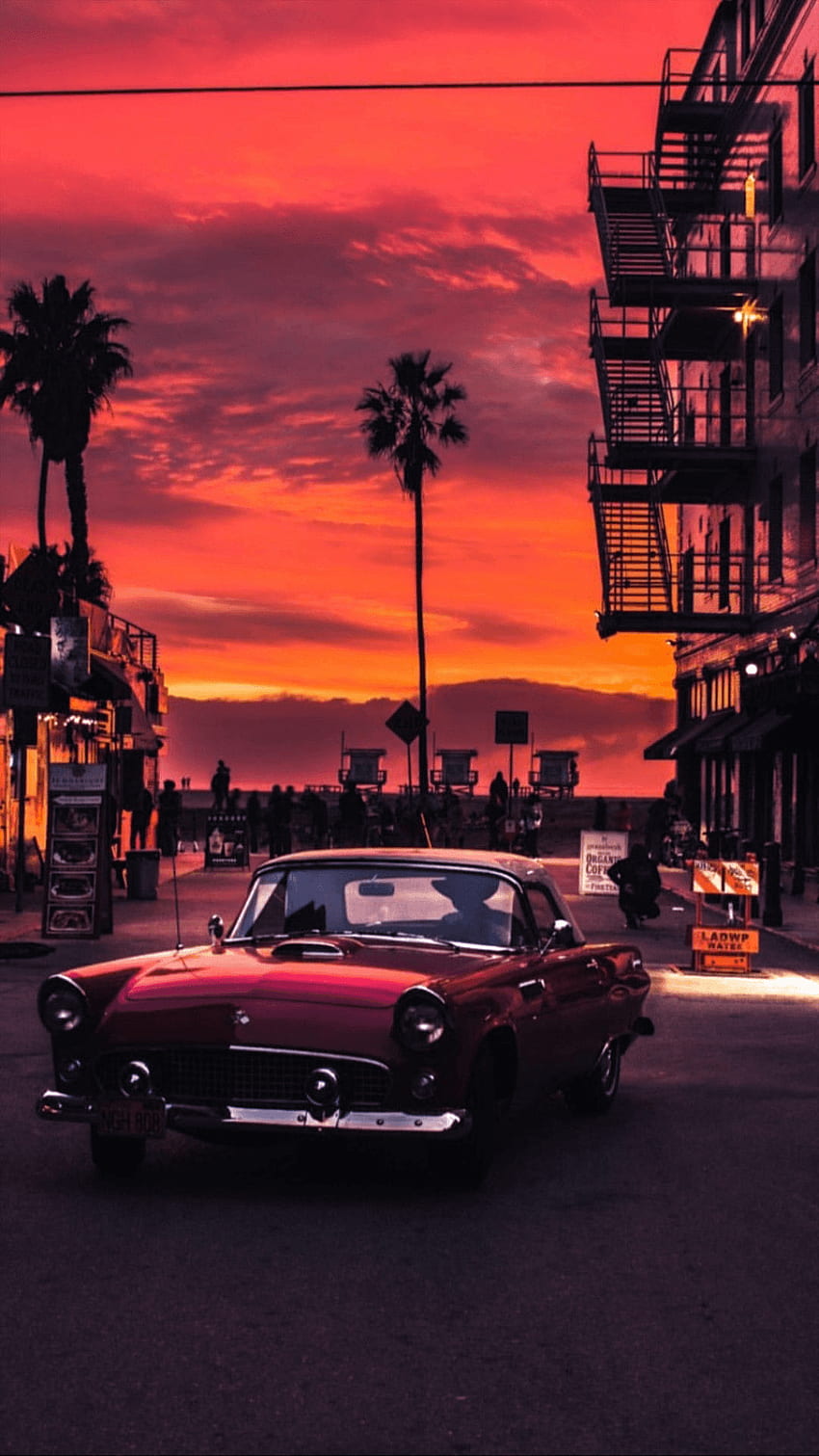Estetyczny zachód słońca samochodu retro, estetyczna stara szkoła Tapeta na telefon HD