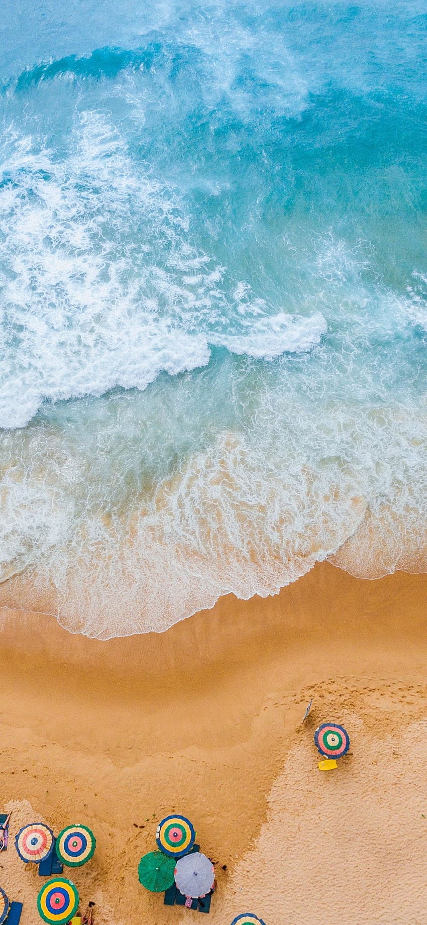 มุมมองทางอากาศ ชายหาด คลื่นทะเล สีฟ้าและสีขาว iphone x พื้นหลัง 16448 วอลล์เปเปอร์โทรศัพท์ HD