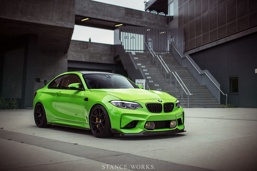 StanceWorks - Der IND M2 - Gelbgrün, BMW M2 HD-Hintergrundbild