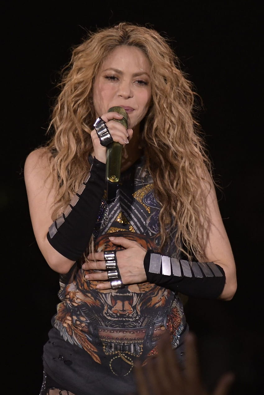 SHAKIRA แสดง El Dorado World Tour ที่ Wizink Center Shakira ในคอนเสิร์ต: El Dorado World Tour วอลล์เปเปอร์โทรศัพท์ HD