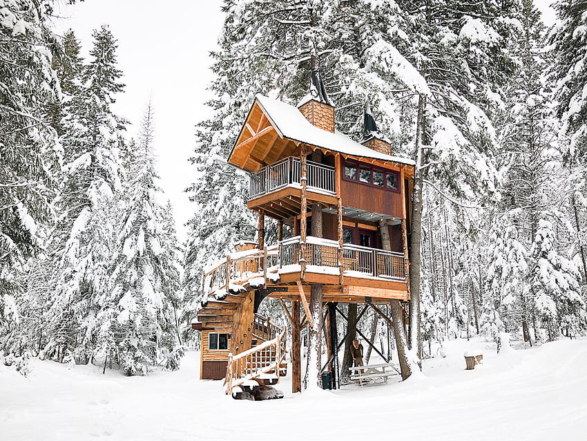 Meadowlark Treehouse at Montana Treehouse Retreat - Treehouses for Rent in Columbia Falls, Montana, United States, Montana Cabin HD wallpaper