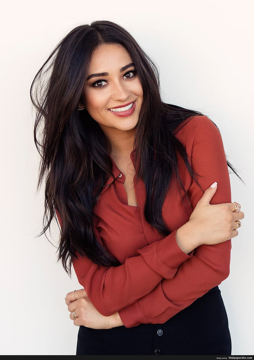 shay mitchell iphone. HD phone wallpaper
