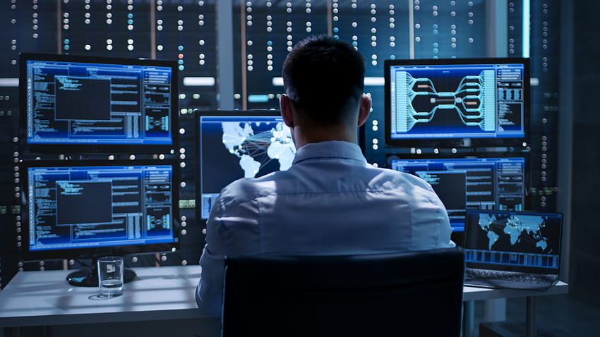 베테랑: 사이버 보안 부족에 대한 최상의 솔루션?, 네트워크 엔지니어 HD 월페이퍼