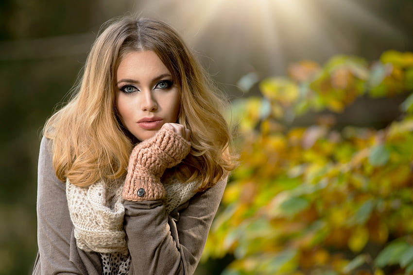 retrato de uma menina outono, maquiagem, loira, outono, menina, cachecol, luvas papel de parede HD