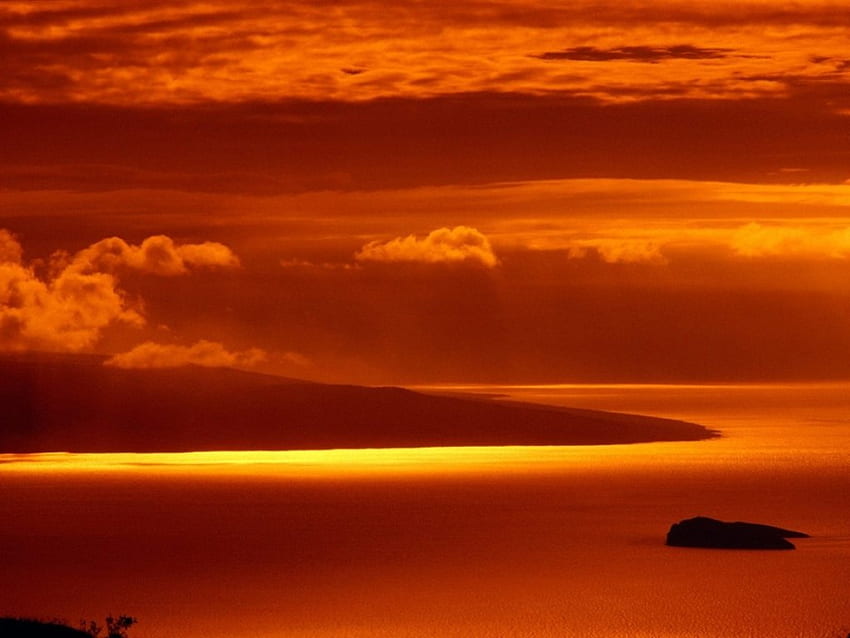 Hawaii at Dusk, hawaii, heat, beaches, hot, paradise, dusk, sun, sunset HD wallpaper