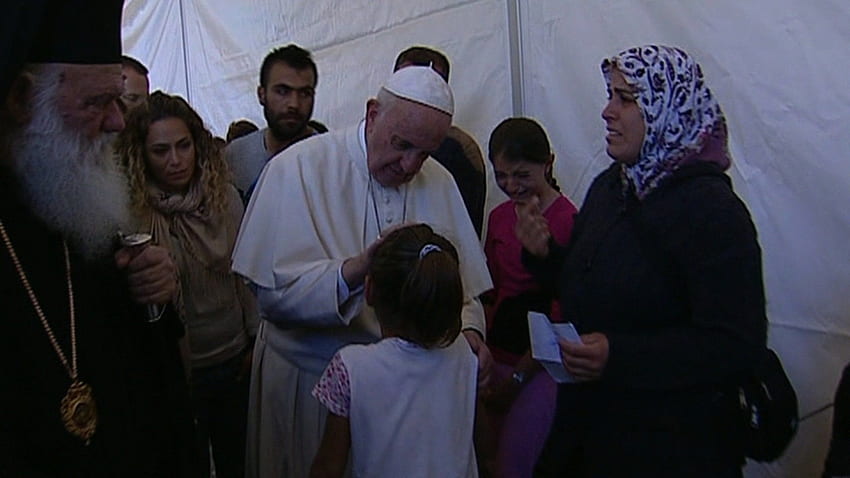 Pope visits Greek island of Lesbos, takes 3 Muslim families back to, Muslim Family HD wallpaper