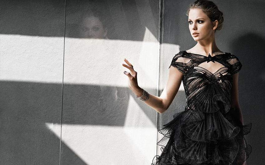 Taylor Swift, black dress, reflection, taylor, swift HD wallpaper